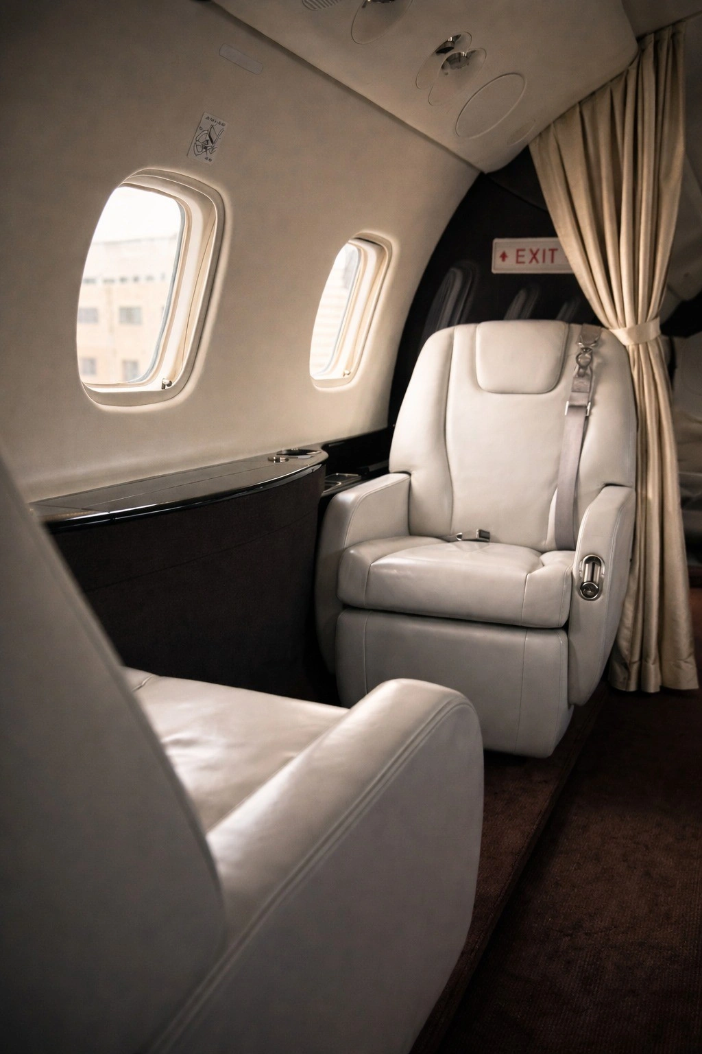 Interior view 10