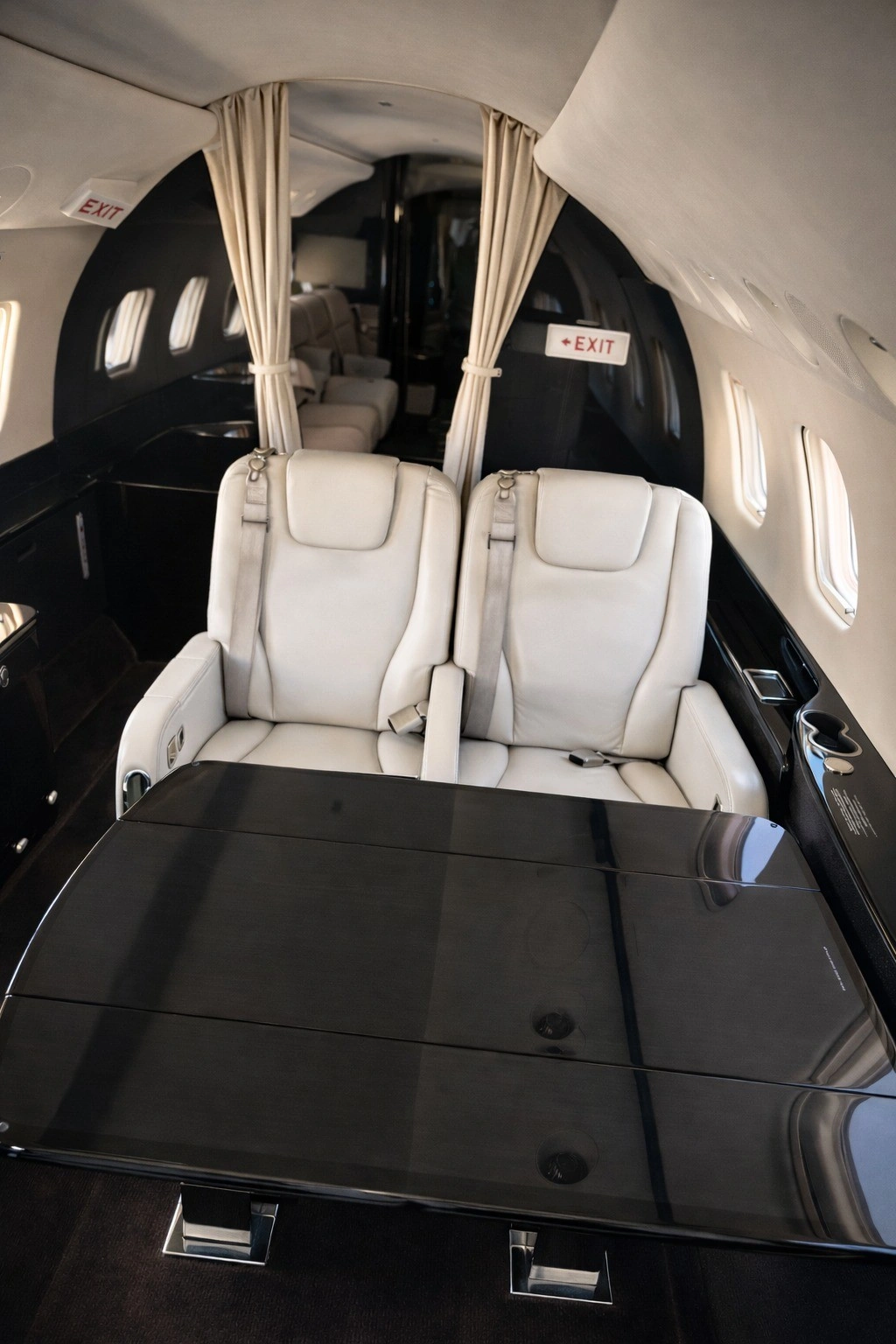 Interior view 11